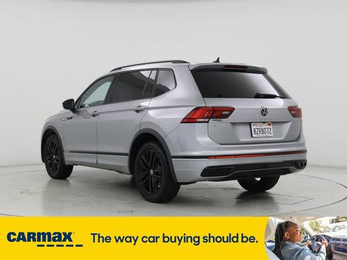 2022 Volkswagen Tiguan SE R-Line Black