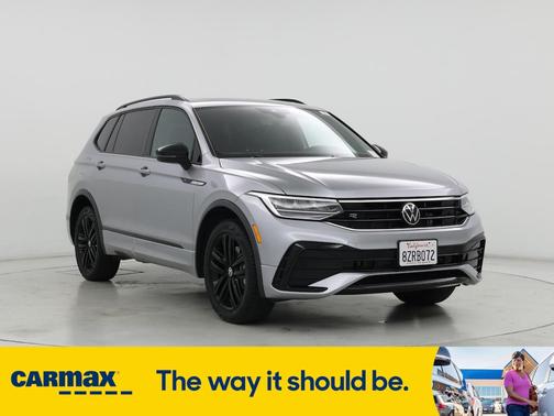 2022 Volkswagen Tiguan SE R-Line Black