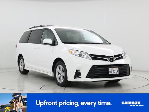 2020 Toyota Sienna LE
