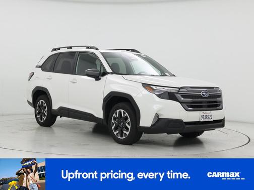 White 2025 Subaru Forester Premium
