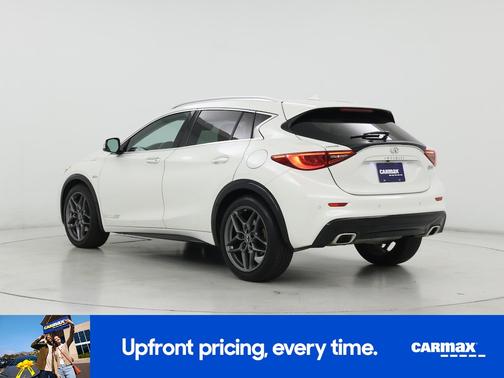 2017 INFINITI QX30 Sport