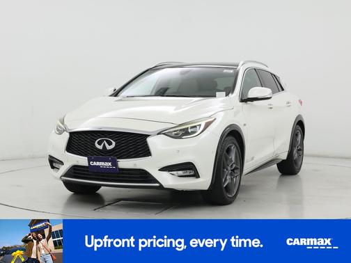 2017 INFINITI QX30 Sport