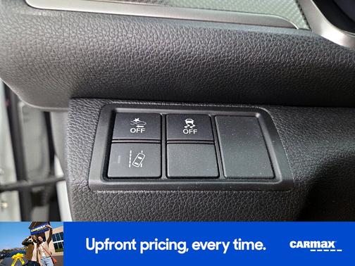 White 2019 Honda Civic EX