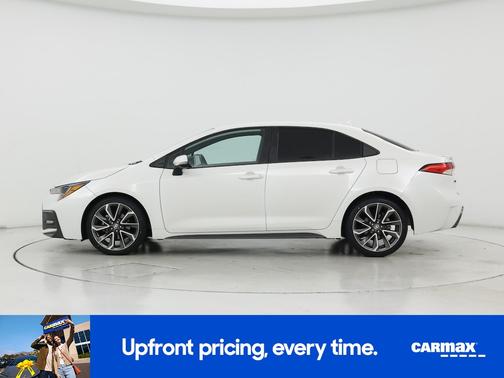 White 2021 Toyota Corolla SE