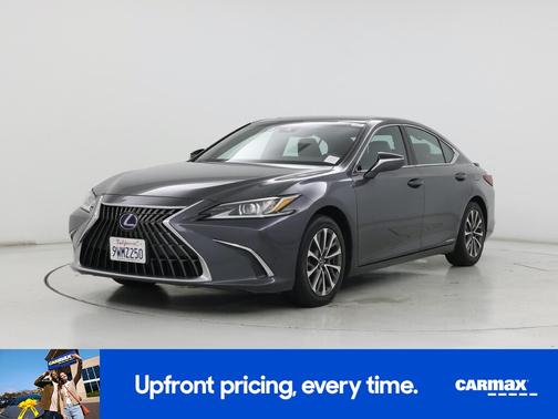 Gray 2022 Lexus ES 300h