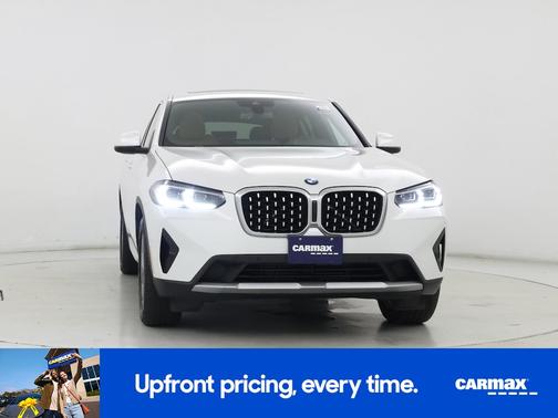 White 2023 BMW X4 XDrive30i