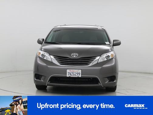 2017 Toyota Sienna LE