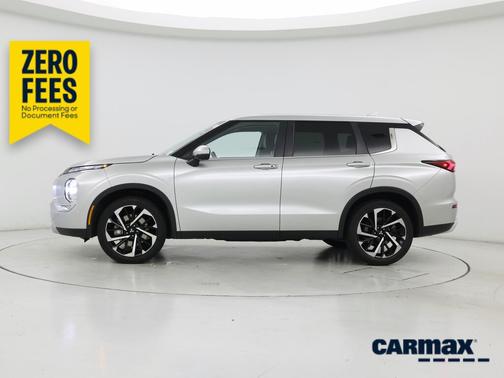 Silver 2022 Mitsubishi Outlander SE