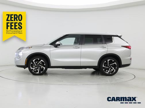 Silver 2022 Mitsubishi Outlander SE