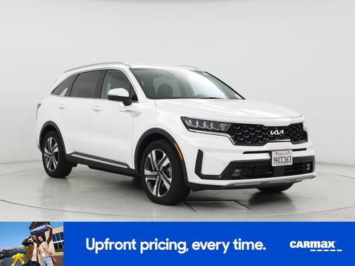 White 2023 Kia Sorento Hybrid EX