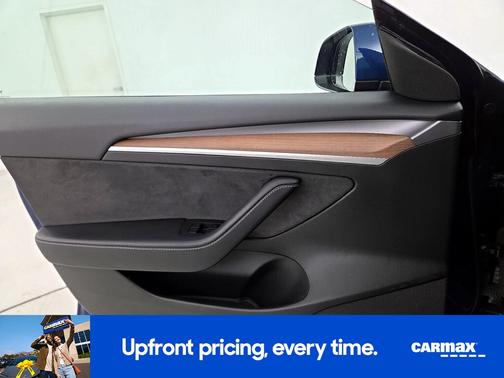 Blue 2023 Tesla Model 3