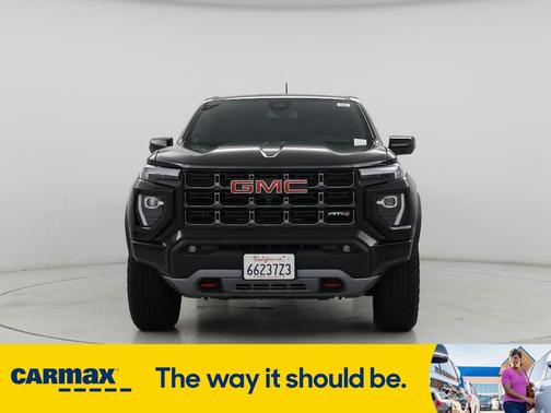 2024 GMC Canyon AT4