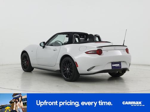 White 2016 Mazda MX-5 Miata Club