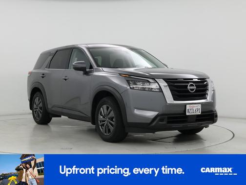 2022 Nissan Pathfinder S