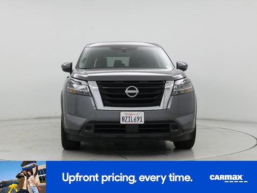 2022 Nissan Pathfinder S