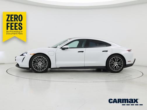 White 2022 Porsche Taycan