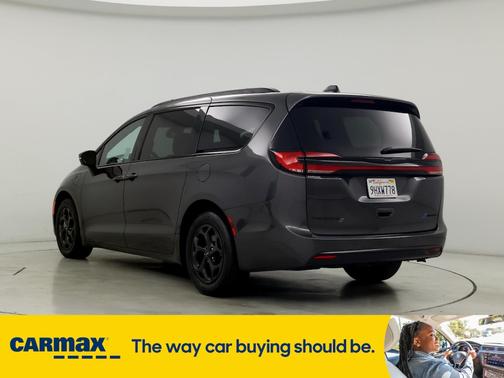 2023 Chrysler Pacifica Hybrid Touring L