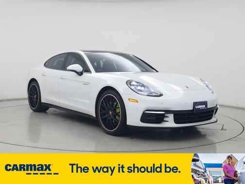 2019 Porsche Panamera 4