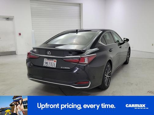 2024 Lexus ES 300h 