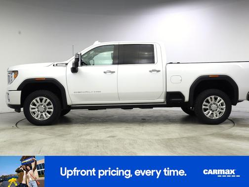 White 2022 GMC Sierra 2500 Denali