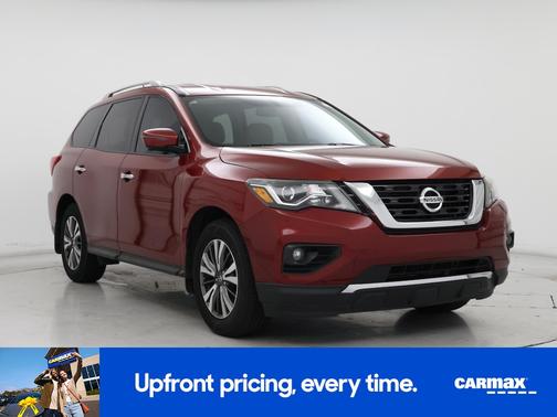 2017 Nissan Pathfinder SL