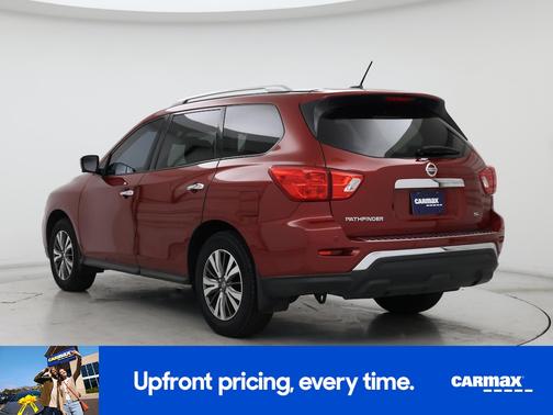 2017 Nissan Pathfinder SL