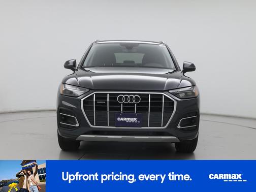Gray 2023 Audi Q5 Premium