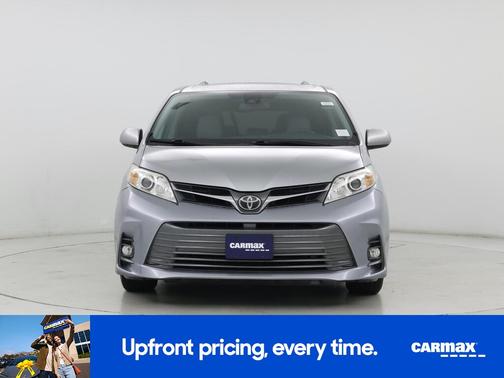 Gray 2018 Toyota Sienna XLE
