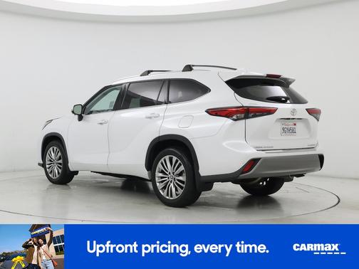 2023 Toyota Highlander Platinum