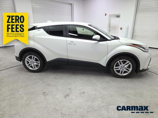 Pearl 2021 Toyota C-HR LE