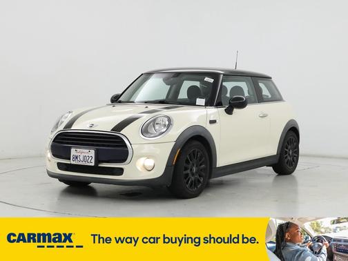 2017 MINI Hardtop Cooper