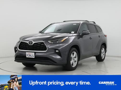 2022 Toyota Highlander LE