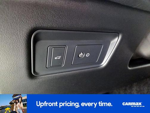 Black 2019 Land Rover Range Rover HSE