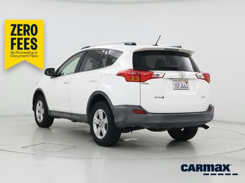 White 2014 Toyota RAV4 XLE