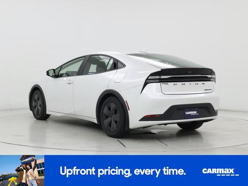 White 2024 Toyota Prius Prime SE