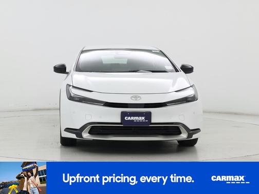 White 2024 Toyota Prius Prime SE