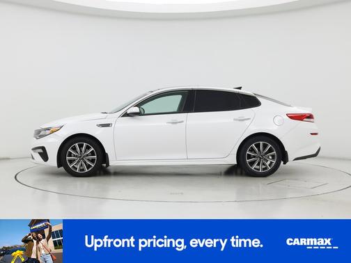 White 2019 Kia Optima LX
