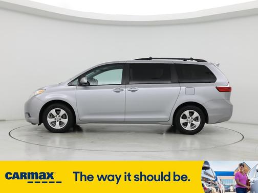 2017 Toyota Sienna LE