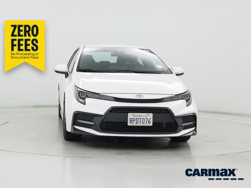 White 2020 Toyota Corolla SE