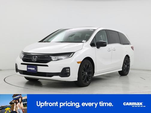 White 2025 Honda Odyssey Sport-L