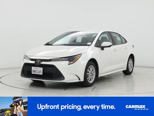 White 2021 Toyota Corolla LE