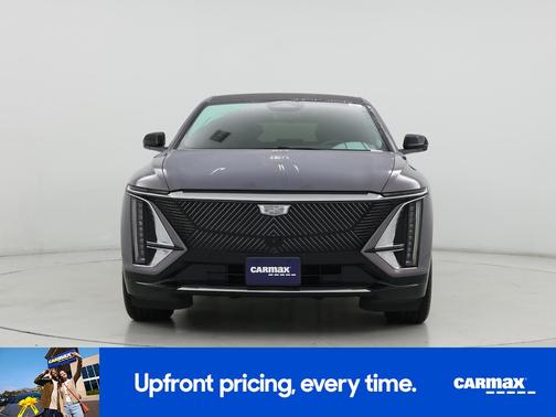 2024 Cadillac LYRIQ Luxury 2