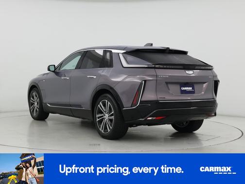 2024 Cadillac LYRIQ Luxury 2
