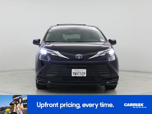 Blue 2025 Toyota Sienna LE