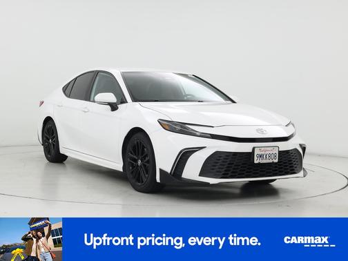 White 2025 Toyota Camry SE