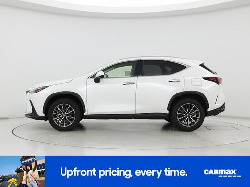 White 2024 Lexus NX 250