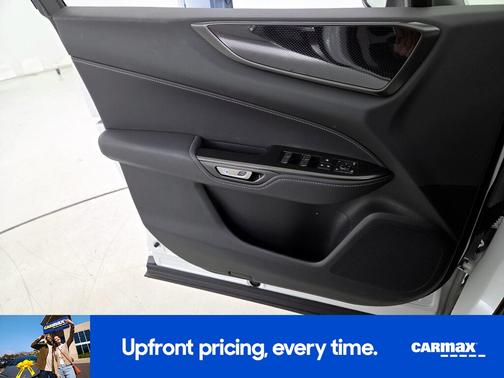 White 2024 Lexus NX 250