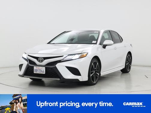White 2018 Toyota Camry XSE