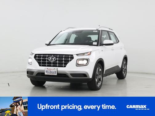 White 2023 Hyundai VENUE SEL