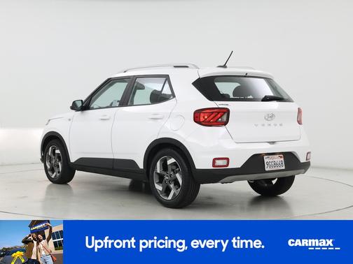 White 2023 Hyundai VENUE SEL